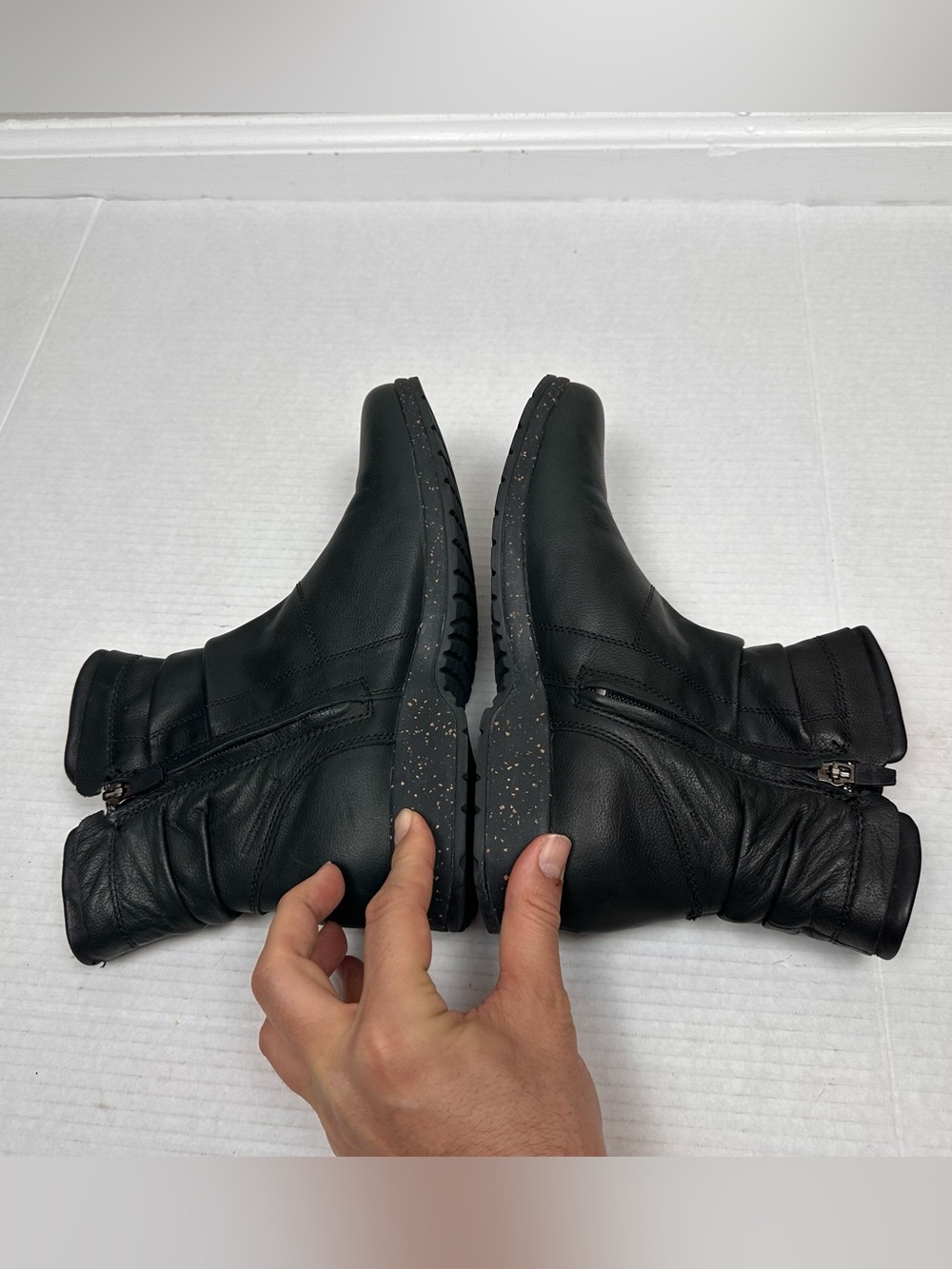 Teva Women's Capistrano Ankle Boot in Black Size US 8.5 - Picture 7 of 11